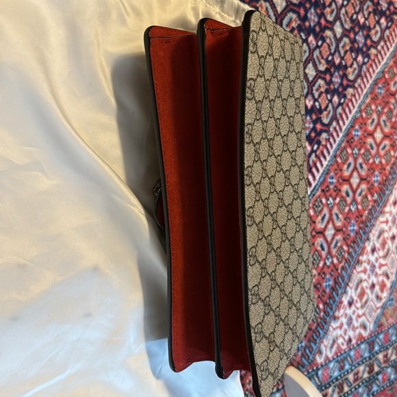 Authentic Gucci Dionysus - Picture 3 of 10